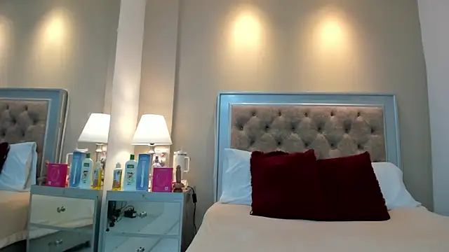 AlexaStorrm online show from November 21, 2025, 4:11 am