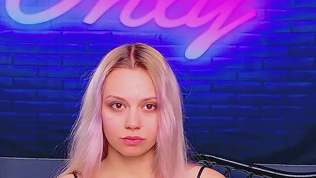 AlessiaCroft online show from July 11, 2026, 4:13 am