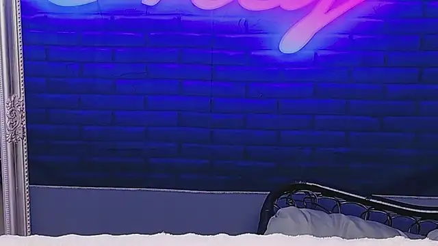 AlessiaCroft online show from July 15, 2026, 4:08 am