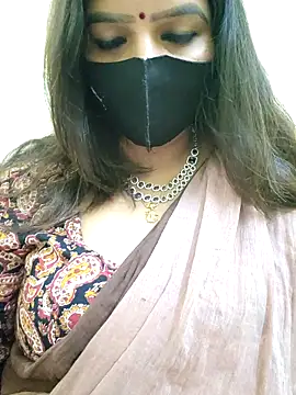 nivedha27 online show from December 20, 2025, 4:32 pm