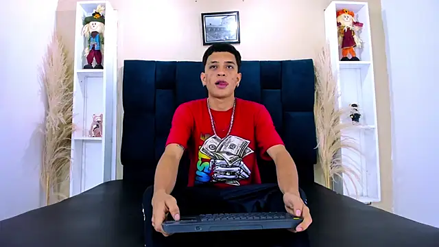 Matt Ruso online show from November 15, 2025, 1:42 am