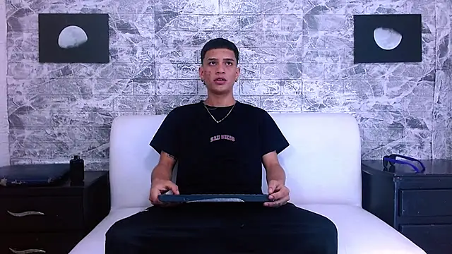 Matt Ruso online show from October 18, 2025, 4:42 pm