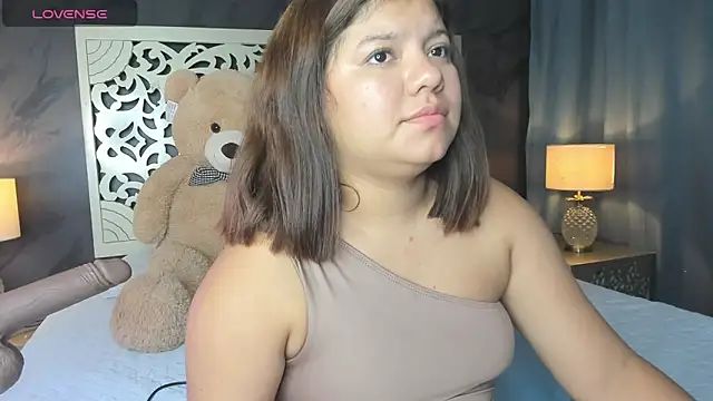 Amyblack   online show from March 17, 2026, 10:35 pm