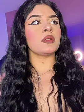 Snapshot of Kariina__69 chatting on April 21, 2026, 1:42 am Kariina 69 online show from April 21, 2026, 1:42 am