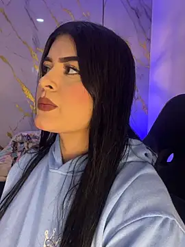 Snapshot of Kariina__69 chatting on April 14, 2026, 12:59 am Kariina 69 online show from April 14, 2026, 12:59 am