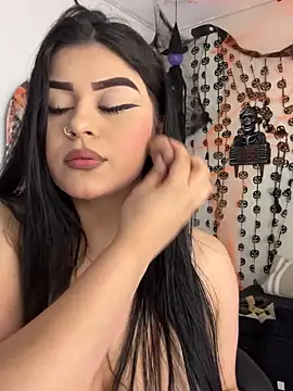 Kariina  69 online show from November 2, 2025, 3:00 am