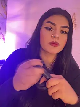 Snapshot of Kariina__69 chatting on May 14, 2026, 2:41 am Kariina 69 online show from May 14, 2026, 2:41 am
