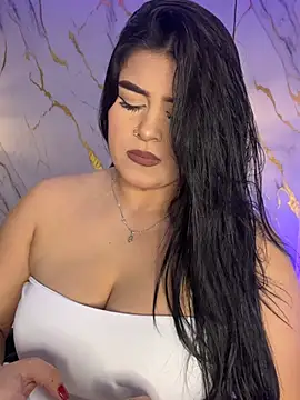 Snapshot of Kariina__69 chatting on April 10, 2026, 1:12 am Kariina 69 online show from April 10, 2026, 1:12 am