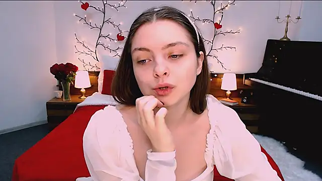 marshmallowee online show from November 20, 2025, 1:23 pm