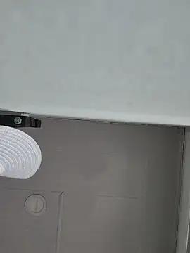 Snapshot of Rosa_Warreen_ chatting on November 11, 2025, 12:22 pm Rosa Warreen online show from November 11, 2025, 12:22 pm