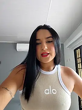 Snapshot of Rosa_Warreen_ chatting on September 18, 2025, 12:52 pm Rosa Warreen online show from September 18, 2025, 12:52 pm