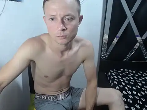 Snapshot of hot_mann11 chatting on October 19, 2025, 9:28 pm hot mann11 online show from October 19, 2025, 9:28 pm