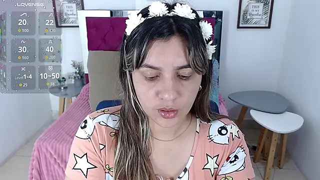 Isa-lox online show from October 13, 2025, 9:27 pm