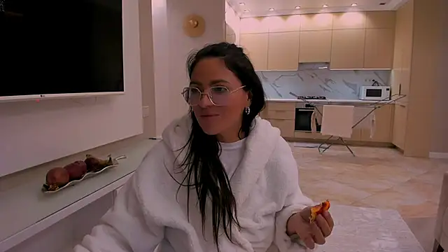 ValeriMilf online show from September 28, 2025, 3:52 pm