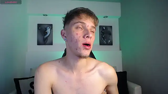 Robbin Blaze online show from March 26, 2026, 5:17 am