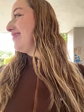 Baby  Otaku online show from March 11, 2026, 5:40 pm