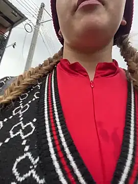 Baby  Otaku online show from April 10, 2026, 8:49 pm