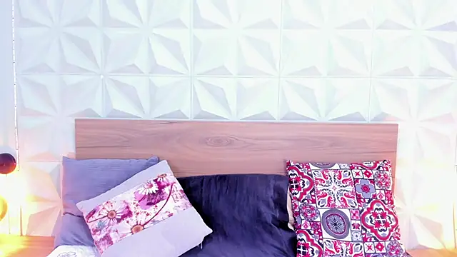 Snapshot of Nix_Peach chatting on March 21, 2025, 3:13 pm Nix Peach online show from March 21, 2025, 3:13 pm