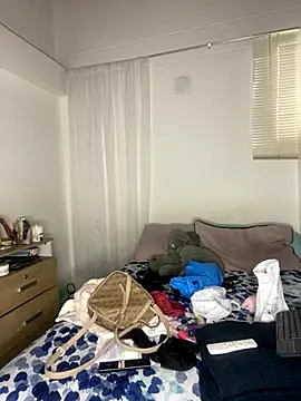 Mia  Gray online show from November 30, 2025, 8:09 pm