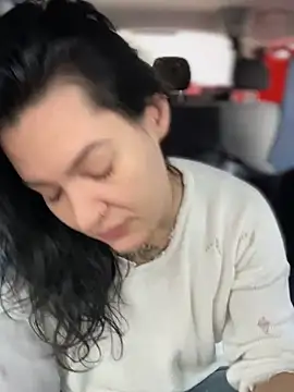 MeekyRich online show from October 11, 2025, 2:34 am