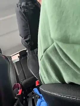 MeekyRich online show from November 26, 2025, 4:01 am