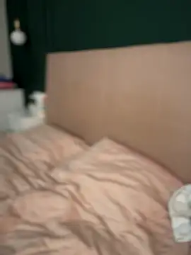 MeekyRich online show from October 14, 2025, 4:24 am