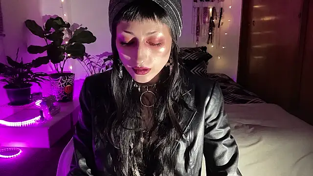 ELENA UMBRA online show from March 19, 2026, 4:12 am