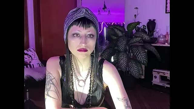 ELENA UMBRA online show from November 29, 2025, 4:51 pm