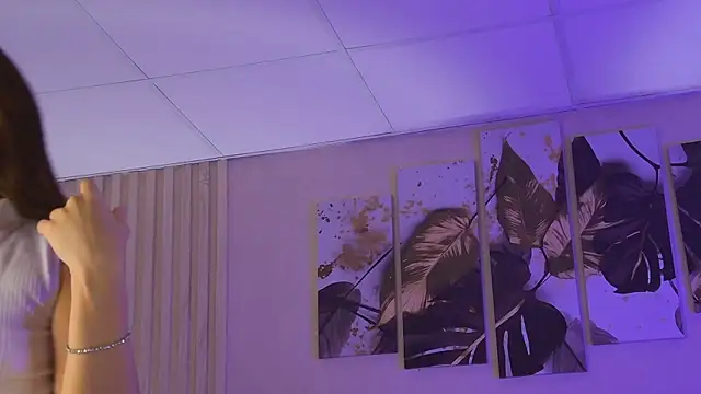 Snapshot of StacyHarland chatting on November 30, 2025, 4:35 am StacyHarland online show from November 30, 2025, 4:35 am