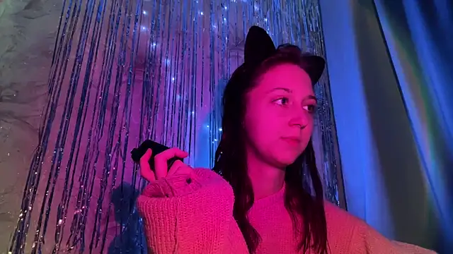 YourTemptation  online show from December 17, 2025, 3:06 pm