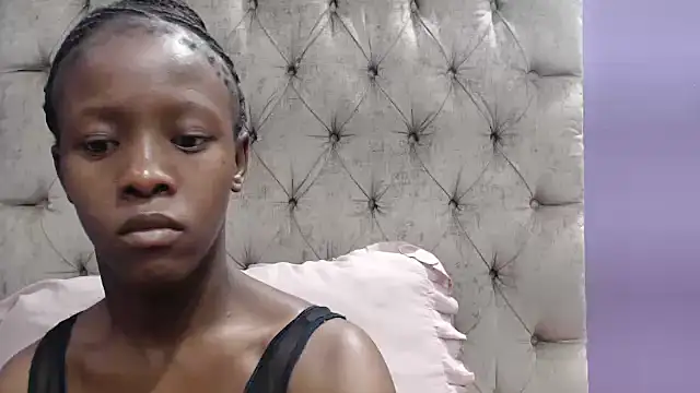 sexykea2002x online show from October 19, 2025, 5:21 am