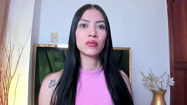 Snapshot of AbbieJoness_ chatting on October 6, 2025, 11:33 am AbbieJoness online show from October 6, 2025, 11:33 am