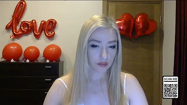 Wild Silk Desire online show from February 15, 2026, 4:39 pm