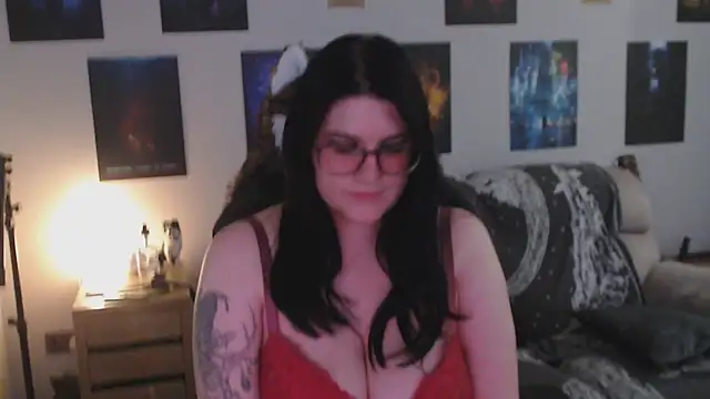 Snapshot of GothSuccubusBabe chatting on September 30, 2025, 6:36 pm GothSuccubusBabe online show from September 30, 2025, 6:36 pm