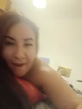 Snapshot of hotCOUPLEPETRA chatting on August 6, 2026, 11:00 pm hotCOUPLEPETRA online show from August 6, 2026, 11:00 pm
