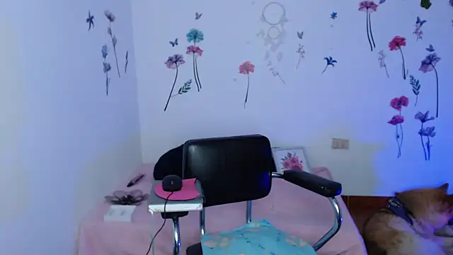 mariaana  222 online show from February 28, 2026, 2:55 am