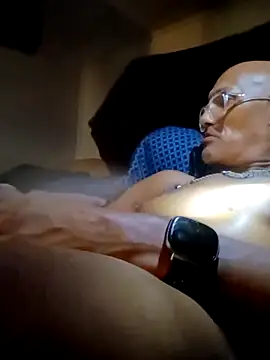 badboy2u2025 online show from March 8, 2026, 10:18 am