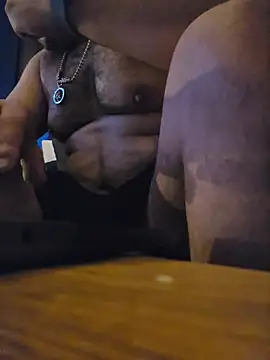 Snapshot of CloudyMuscleBeefy chatting on January 13, 2026, 8:02 pm CloudyMuscleBeefy online show from January 13, 2026, 8:02 pm