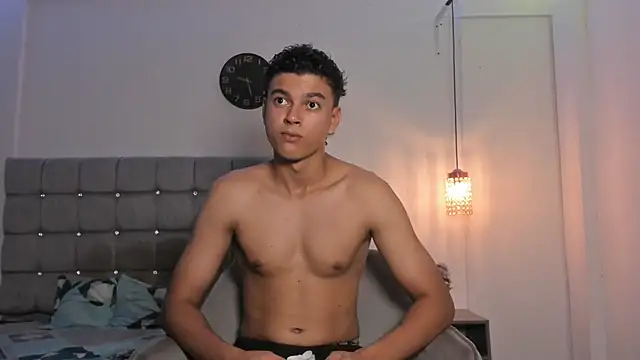 Santy Stump online show from November 24, 2025, 8:20 pm