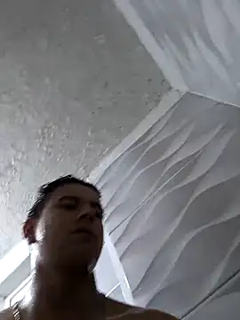 Santy Stump online show from April 13, 2026, 10:47 pm