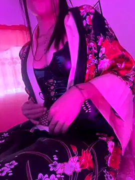 Snapshot of casieee_love chatting on October 24, 2025, 12:48 pm casieee love online show from October 24, 2025, 12:48 pm