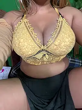 CANDY-3 online show from May 8, 2026, 5:50 pm