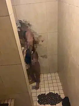 naughty thick online show from October 22, 2025, 3:11 pm