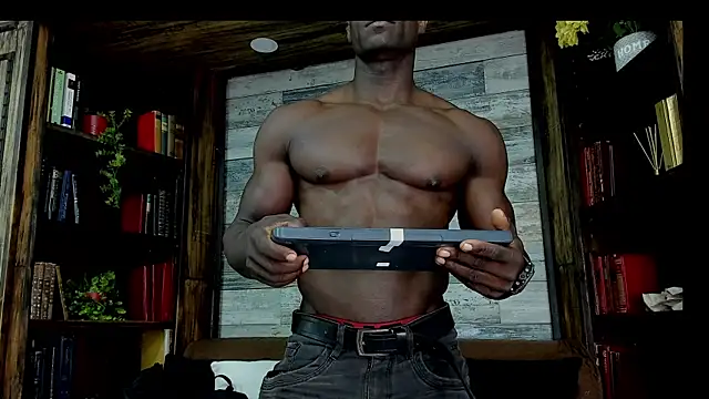 MarcusBlack  online show from December 16, 2025, 11:47 am