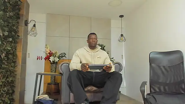 Snapshot of MarcusBlack_ chatting on August 3, 2026, 11:38 am MarcusBlack online show from August 3, 2026, 11:38 am