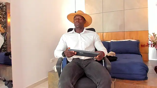 Snapshot of MarcusBlack_ chatting on July 28, 2026, 12:48 pm MarcusBlack online show from July 28, 2026, 12:48 pm