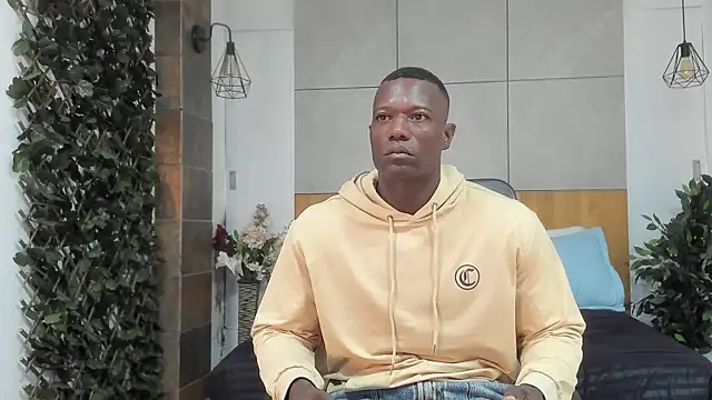 Snapshot of MarcusBlack_ chatting on May 8, 2026, 12:20 pm MarcusBlack online show from May 8, 2026, 12:20 pm