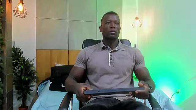 Snapshot of MarcusBlack_ chatting on September 23, 2025, 11:28 am MarcusBlack online show from September 23, 2025, 11:28 am