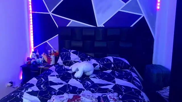 Snapshot of jazminslut chatting on February 16, 2026, 11:57 pm jazminslut online show from February 16, 2026, 11:57 pm