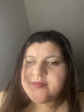 misssuzieporno online show from November 28, 2025, 8:09 pm